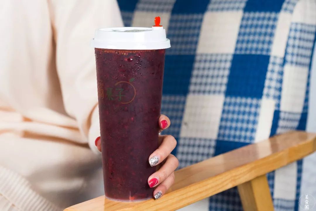 8年卖出408w杯果茶，今天宣布：限时买①送①！