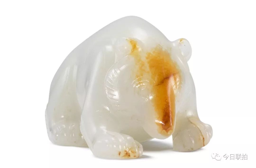 一只白玉小熊卖了670万，人家靠的是颜值！
