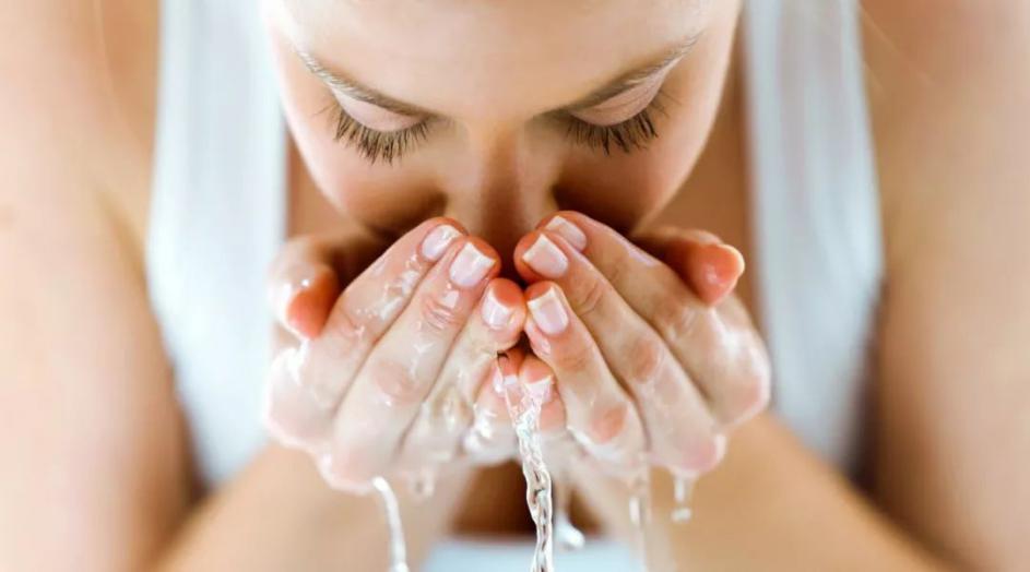 怎样选择好用的洗面奶洗脸,洗脸用什么样的洗面奶好