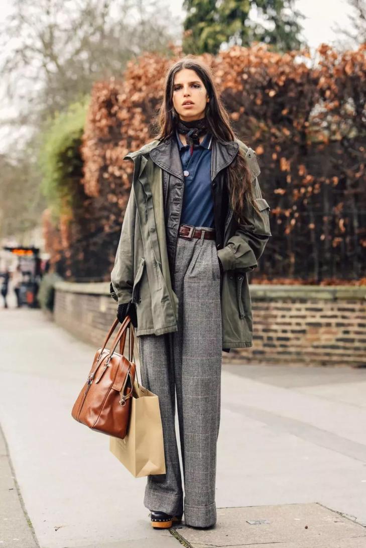 一条丝巾玩转十种时髦系法,拿走不谢丝巾的五大最时尚系法