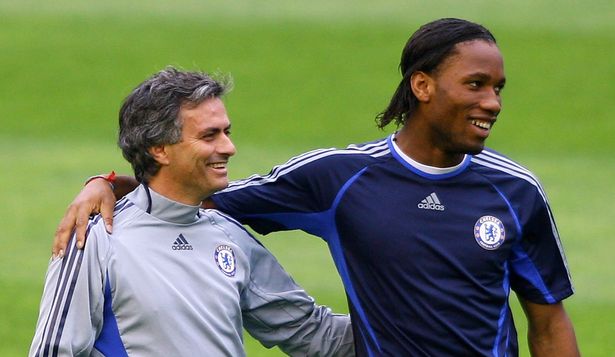 卡瓦尼曼联首秀,卡瓦尼打进曼联最后一场