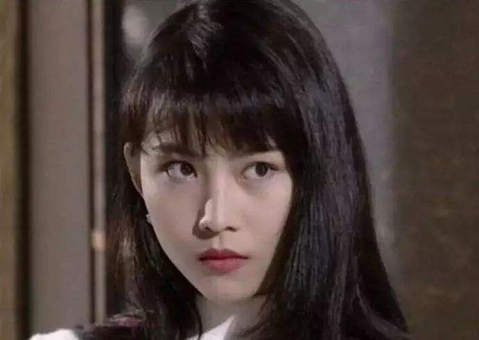 甘比和吕丽君性格,甘比吕丽君谁漂亮