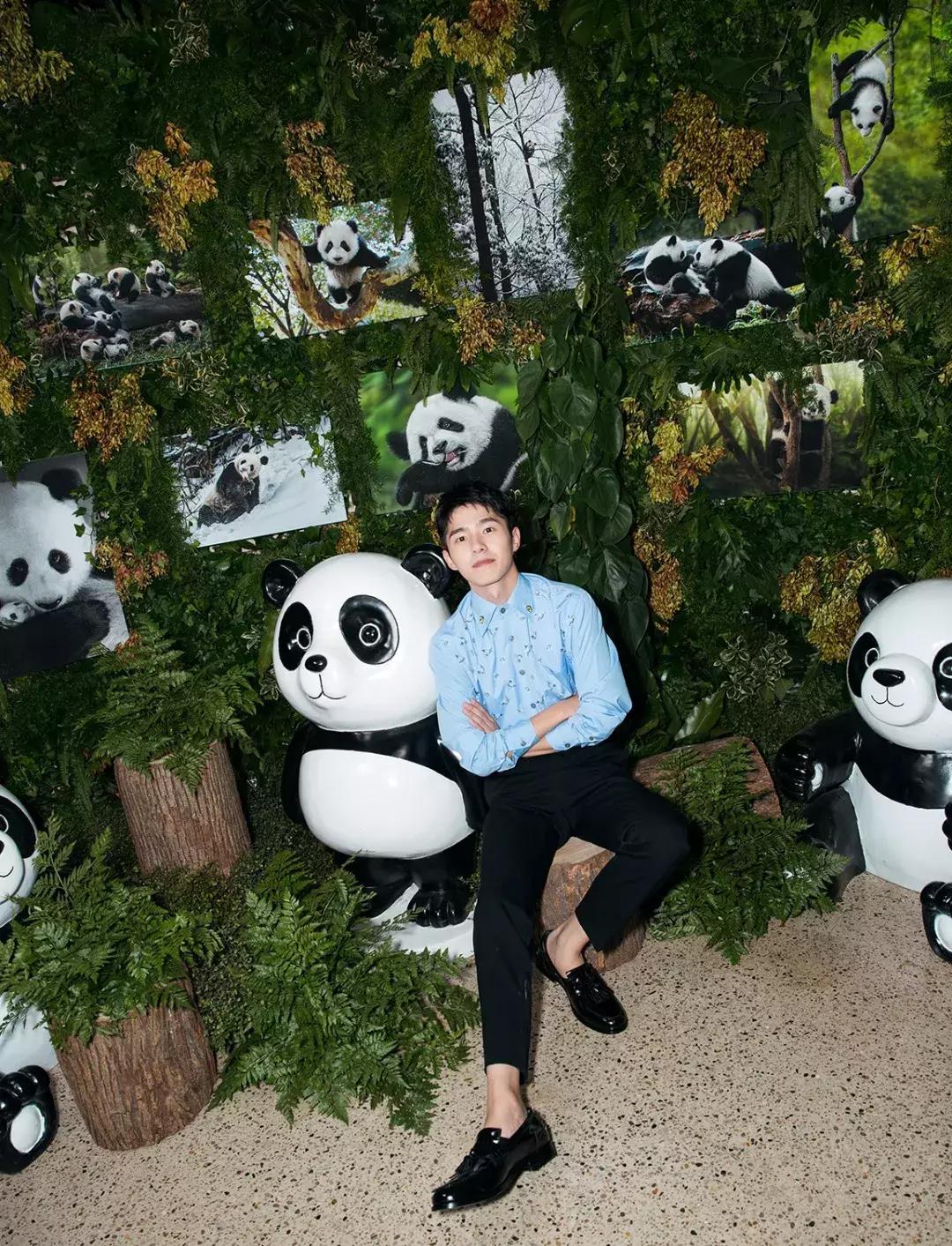 卡地亚知名系列,大牌唇膏美宝莲