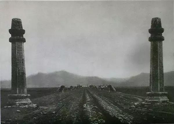100年前中国风景建筑老照片,两亿多年前的景观
