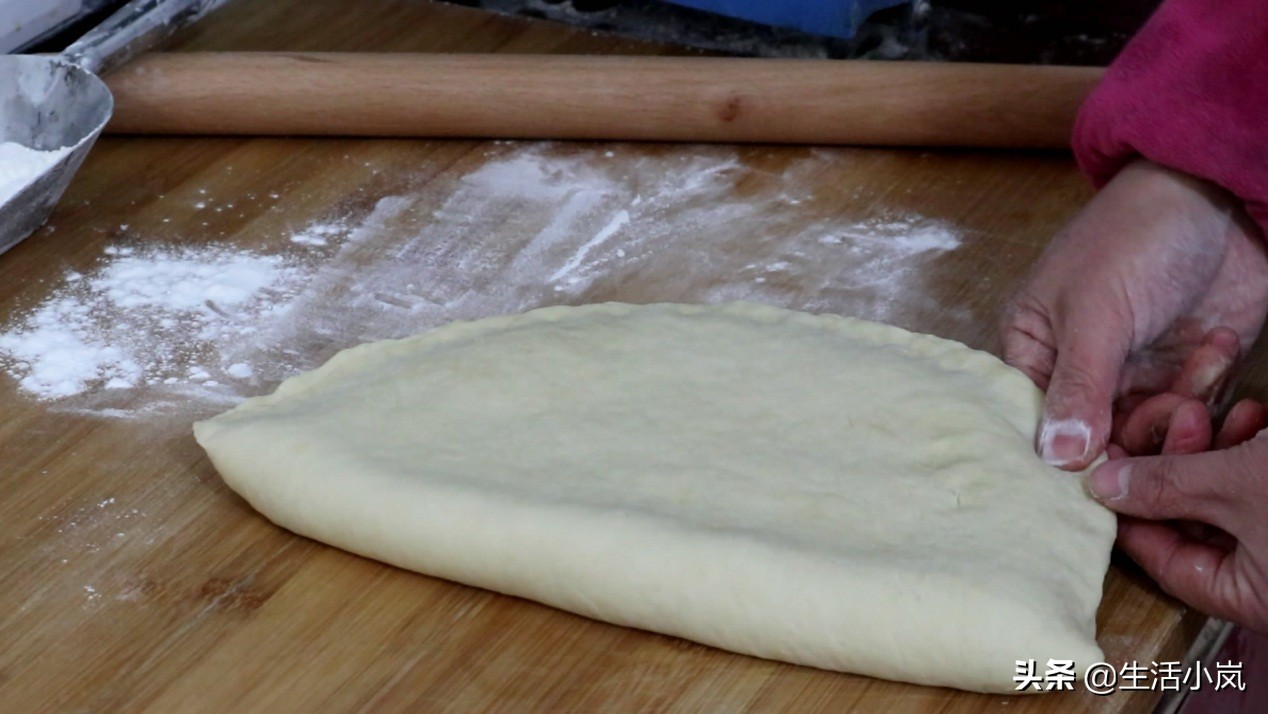 怎么炸软麻花里软外酥,炸出香脆的麻花