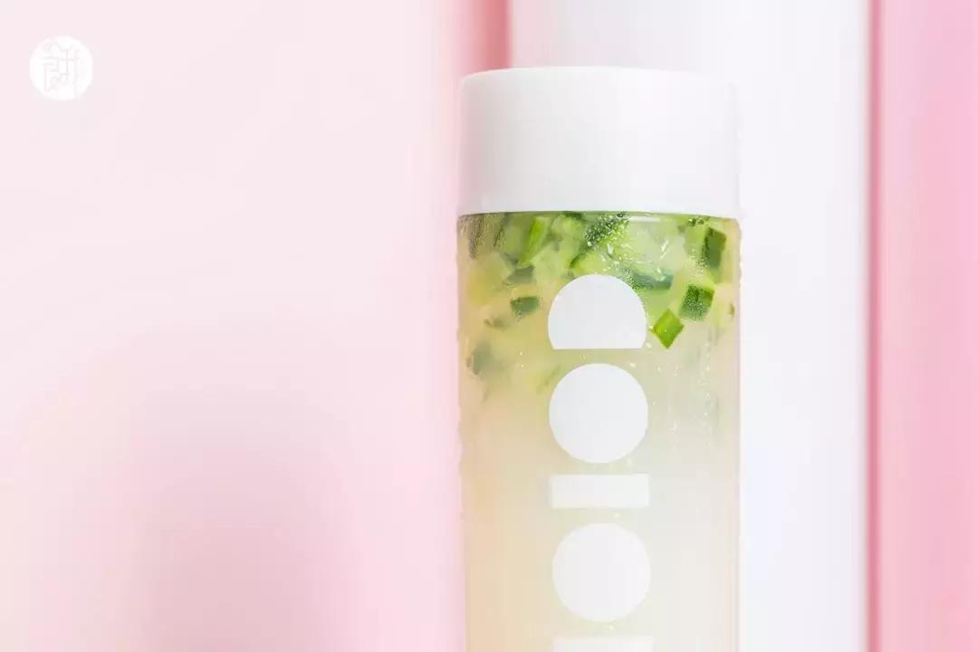 天津人排队排疯了的卡乐巴巴，就想给你点颜色看看~