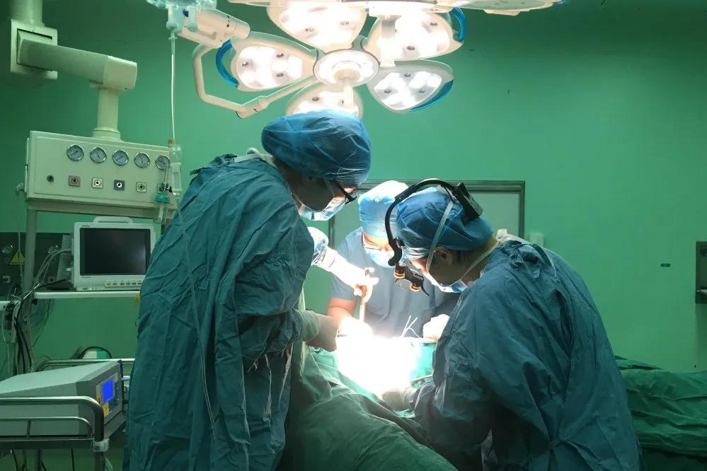 青岛治疗瘢痕疙瘩,青岛面部疤痕治疗