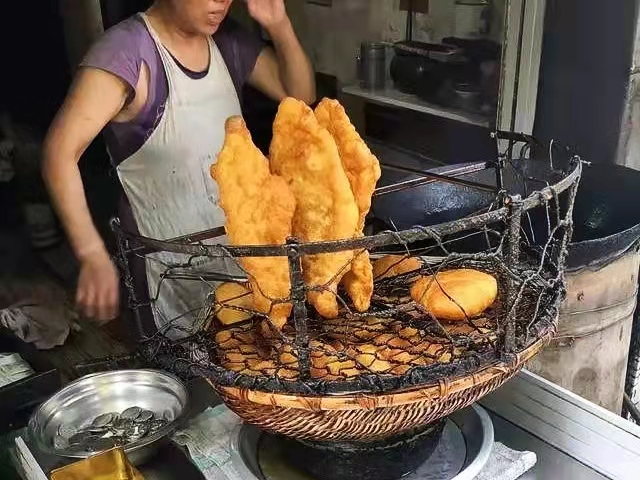 湖北过早热干面,湖北人的热干面