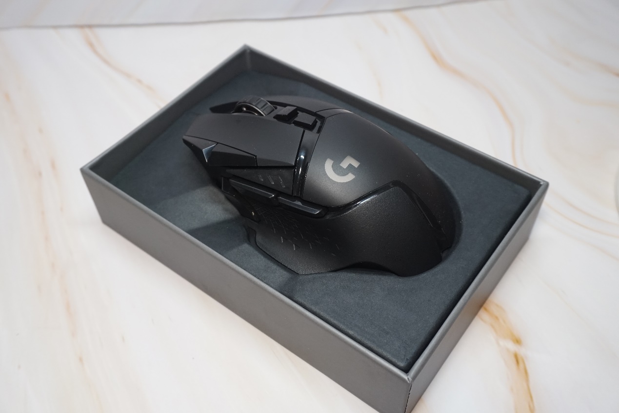 罗技g502鼠标移动速度太快了,罗技g502鼠标宏无限点击