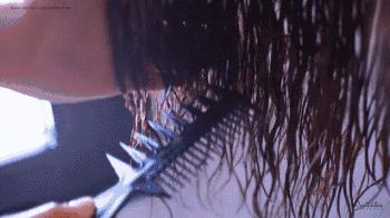 卷发烫完睡一觉就没？6个小技巧让你的卷卷更持久~