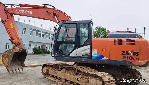 日立240挖掘机水温高是什么原因,日立挖掘机烧防冻液怎么回事