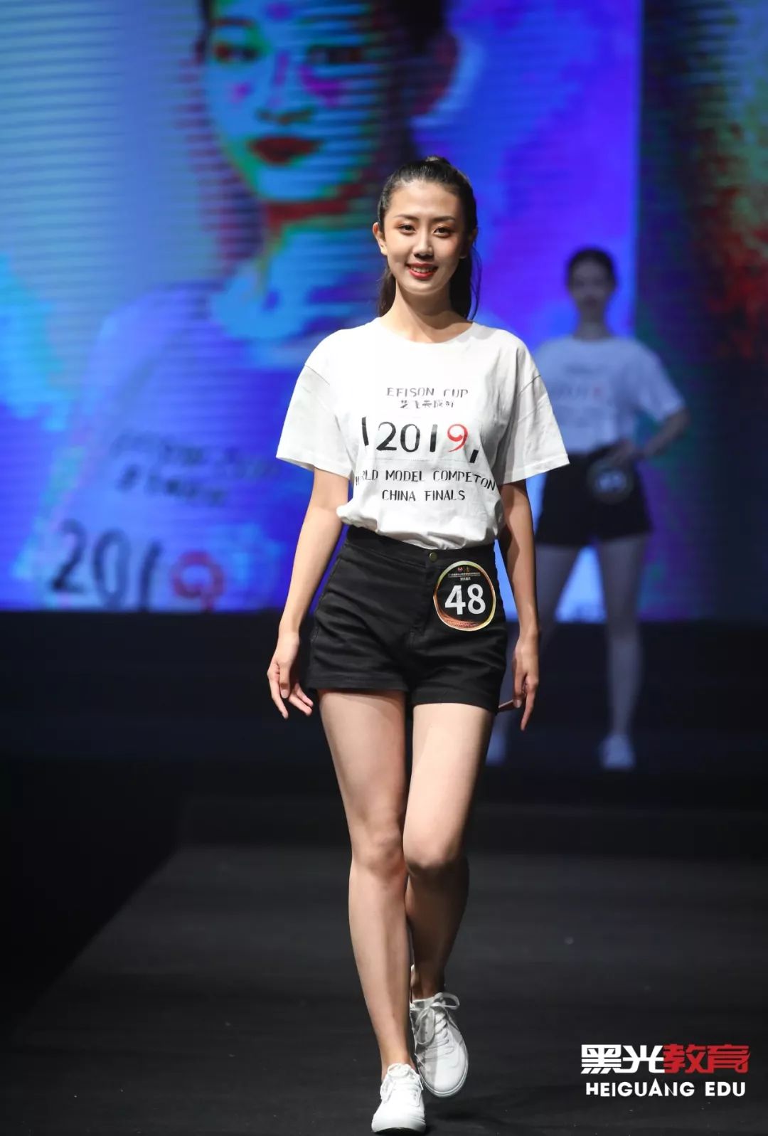 确认过眼神演唱会,确认过眼神小品年会