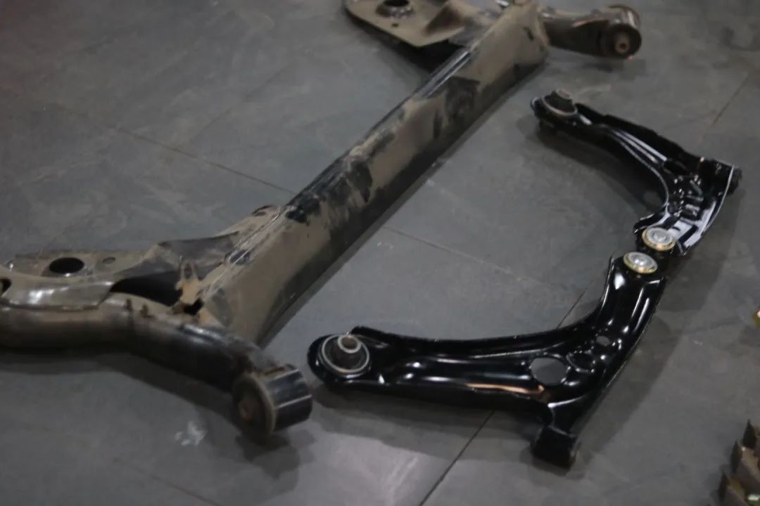 怪兽修车现代酷派,比亚迪f0全车拆解