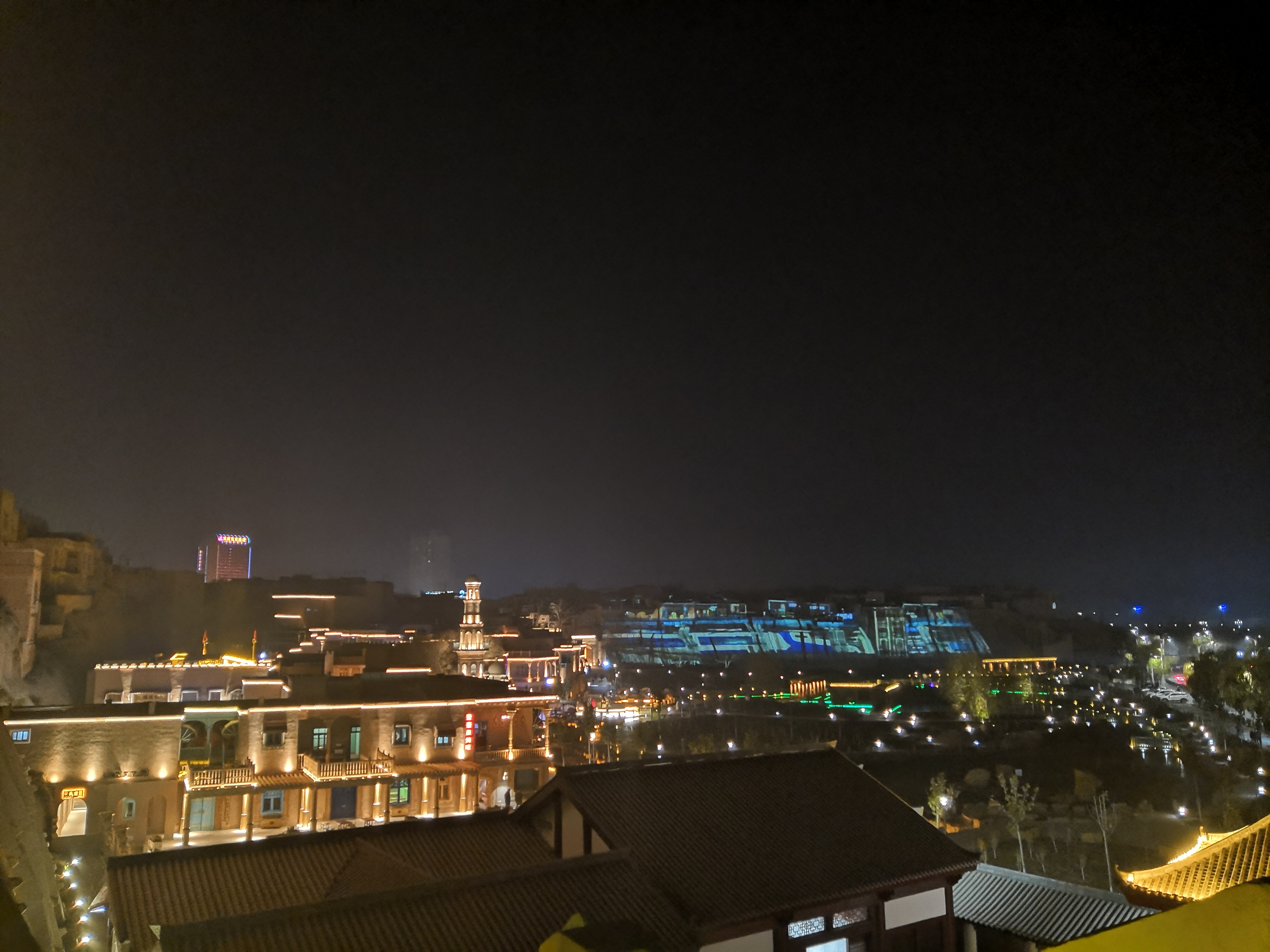 新疆北疆旅游攻略,南疆北疆旅游必去十大景点