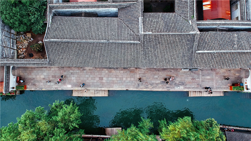 江南6大古镇的南浔拥有七千多年历史，一个湖州市不抵南浔半个镇