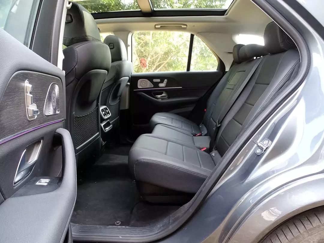 奔驰gle轿跑深度试驾评测,奔驰gle350和450哪个销量好