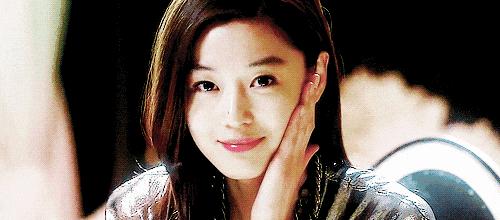 一颗痘痘从挤破到完全恢复,鼻子上的痘痘挤破了怎么办