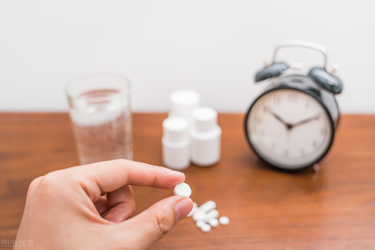 咽喉炎最佳治疗方法小技巧,咽喉炎吃什么好难根治