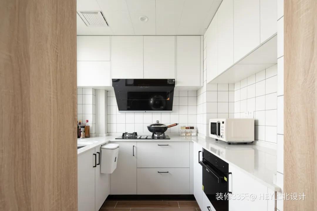 极简木材装饰,极简风装修木材