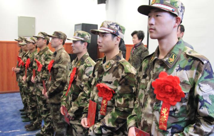 士官生本科和专科到部队有区别吗,在部队上考士官有什么好处