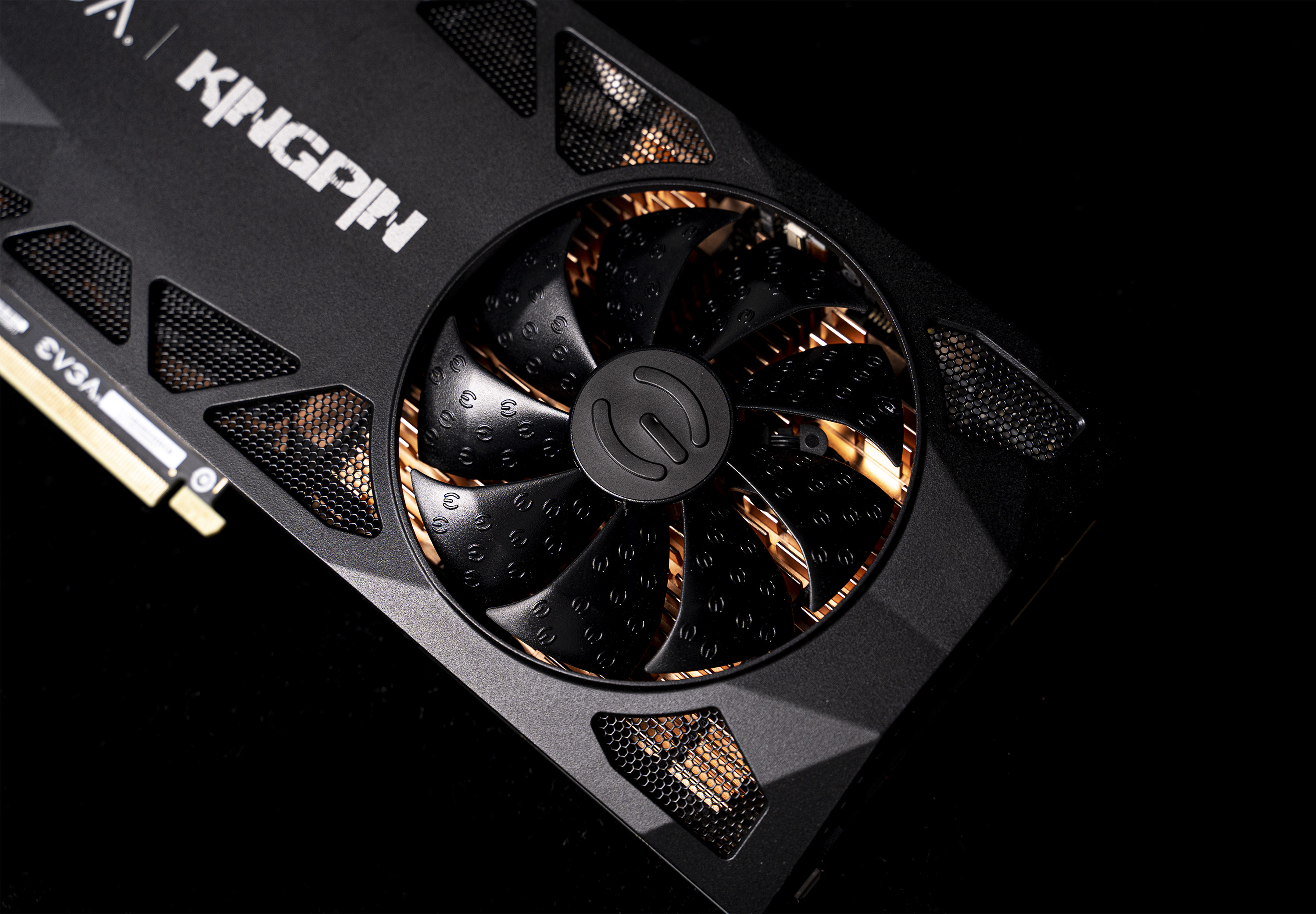 联力鬼斧机箱装机配件推荐,联力鬼斧机箱安装视频