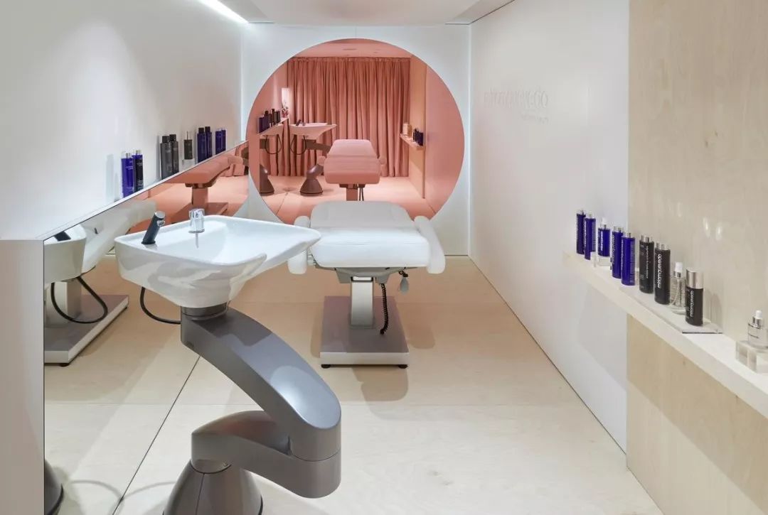 章小蕙推荐的淡斑好物,章小蕙分享化妆品