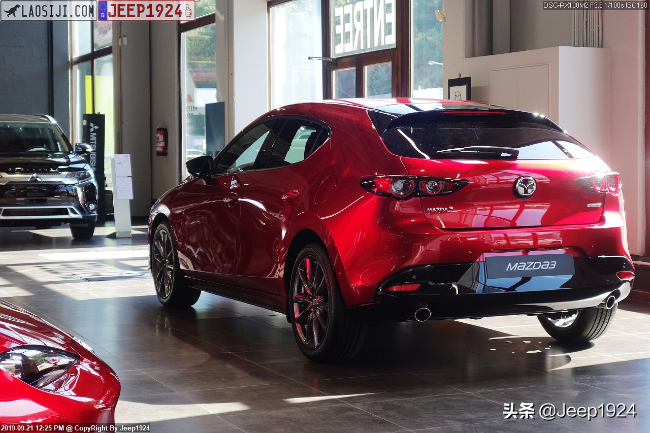 欧洲4S店实拍系列之Mazda,1---马3，我眼里最帅的两厢车