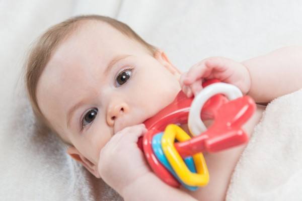 0-3岁儿童益智玩具女孩要学会哪些,0-6月儿童益智玩具清单图片