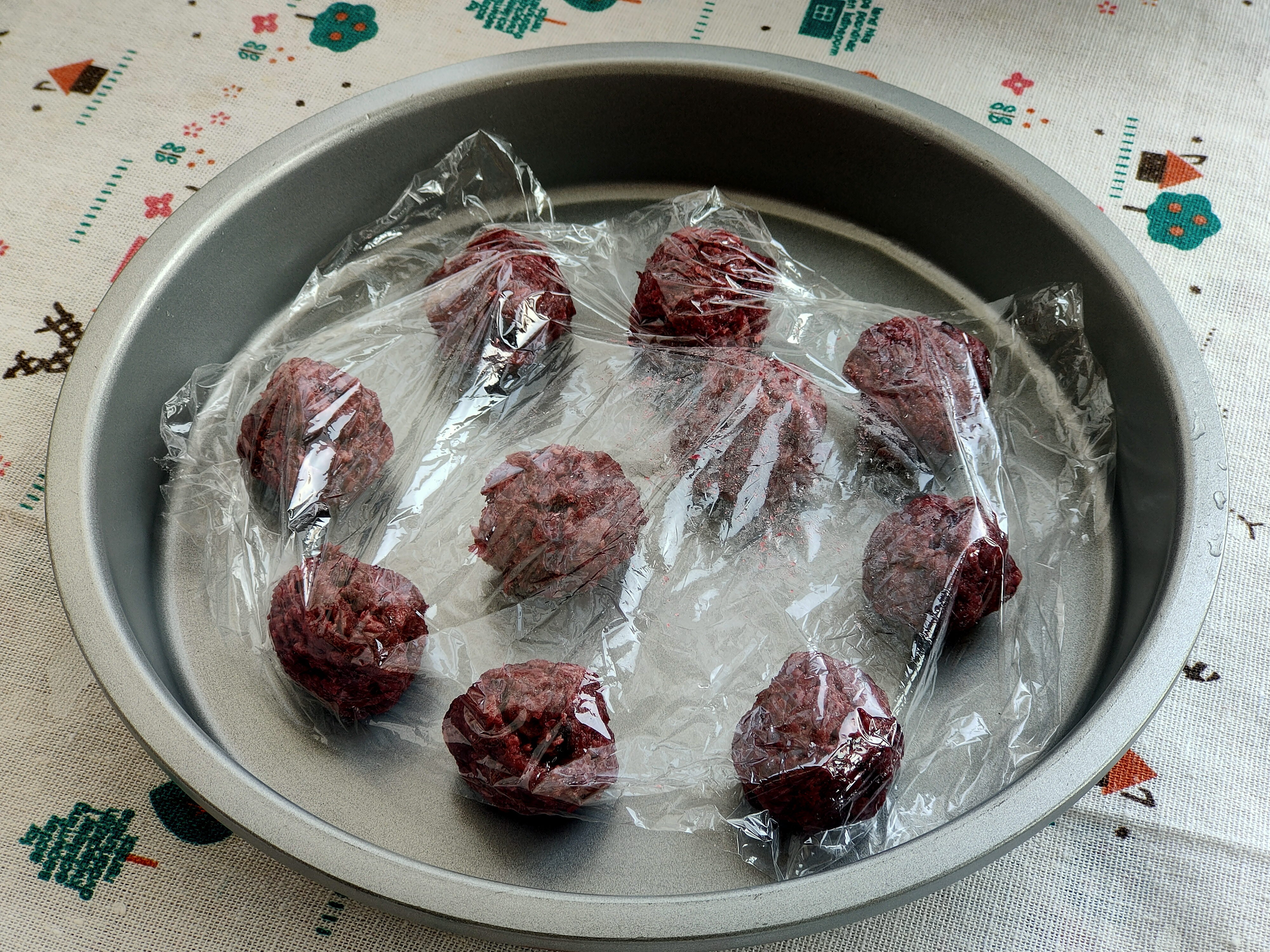 干玫瑰花怎么做成鲜花饼,什么玫瑰花可以做玫瑰花饼