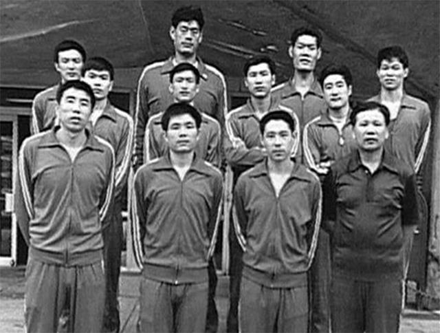 穆铁柱的身高是多少米,穆铁柱子女状况