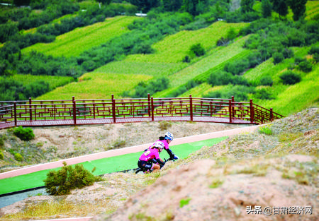 与沙为伴驭风前行——陇越骑联2020穿越丝绸之路（国际）山地自行车赛掠影