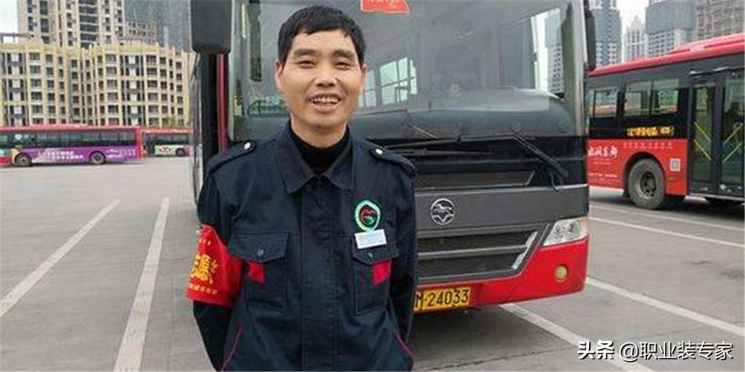 让职业装成为有趣的灵魂2——思想化、个性化、时尚化