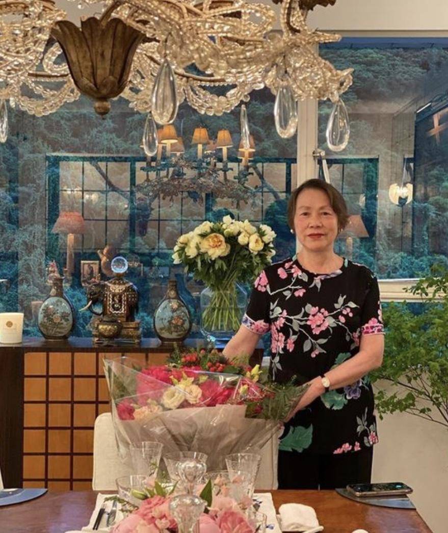 梁朝伟为刘嘉玲惊喜,刘嘉玲和梁朝伟爬山