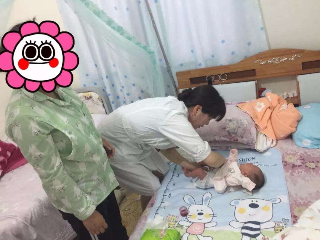 妈妈炫耀“自制纸尿裤”,网友看到之后怒了:没钱可以不生!