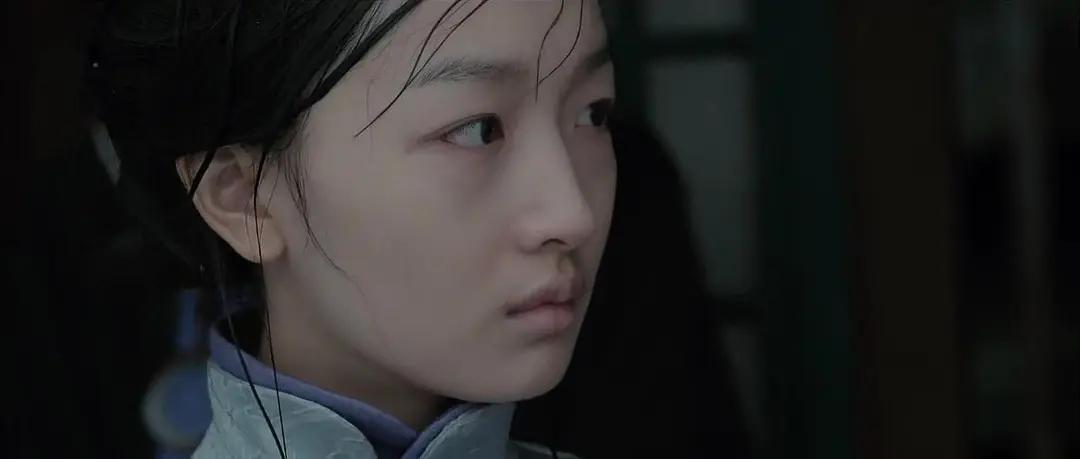 丑拒？散了吧，周冬雨这张脸没有对不起她