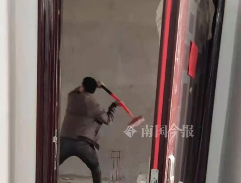 投资公司爆雷！旗下房产中介关门，涉嫌违法买卖多个回迁房小区，涉案金额高达两亿！员工主动揭秘销售套路