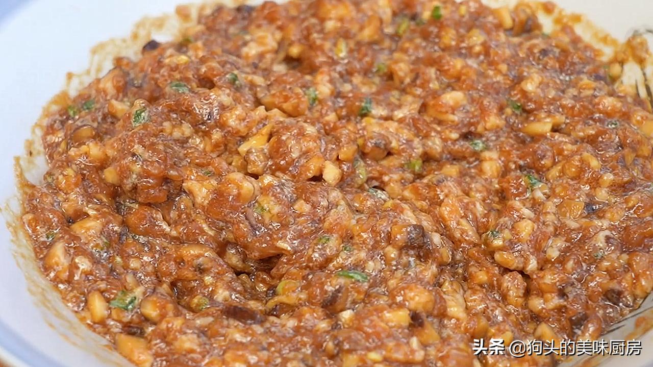 正宗小笼包怎么调馅儿才好吃,流汁小笼包的做法全过程