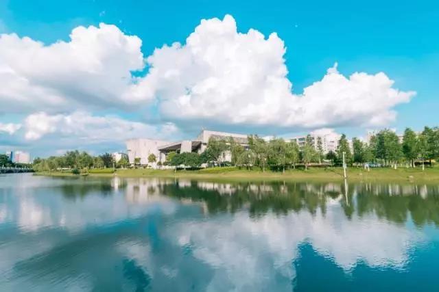 坐拥神仙颜值！原来，这就是中南大学的最美校花！