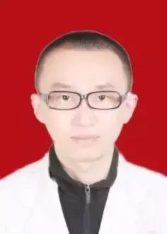 专业的健康管理专家帮您解答,中医药专家走进民众开展健康义诊