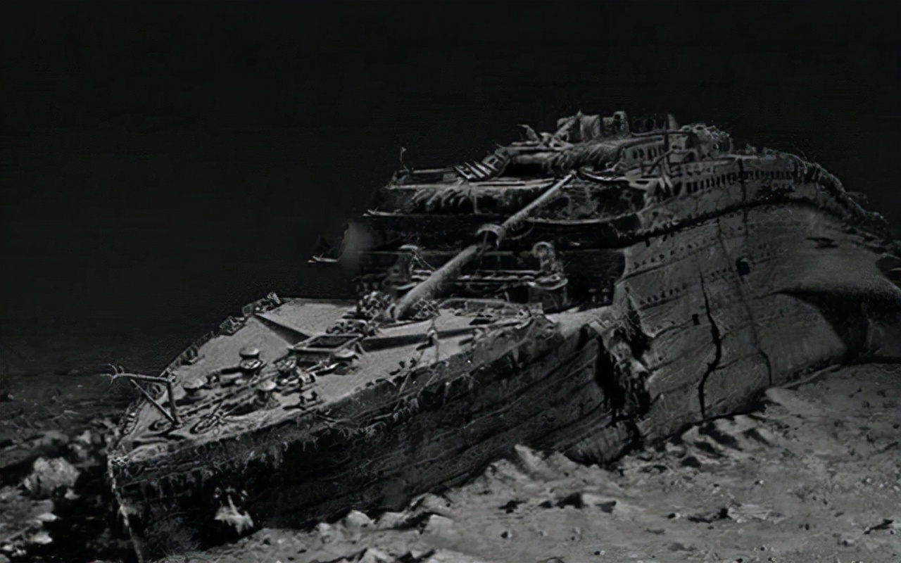 中国第一艘远洋巨轮沉海,中国东风号万吨巨轮结局如何