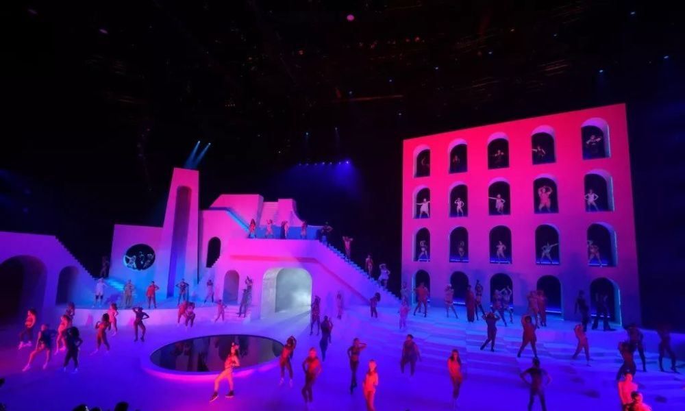 鬼鬼吴映洁牛仔裤高清写真,鬼鬼吴映洁丹宁