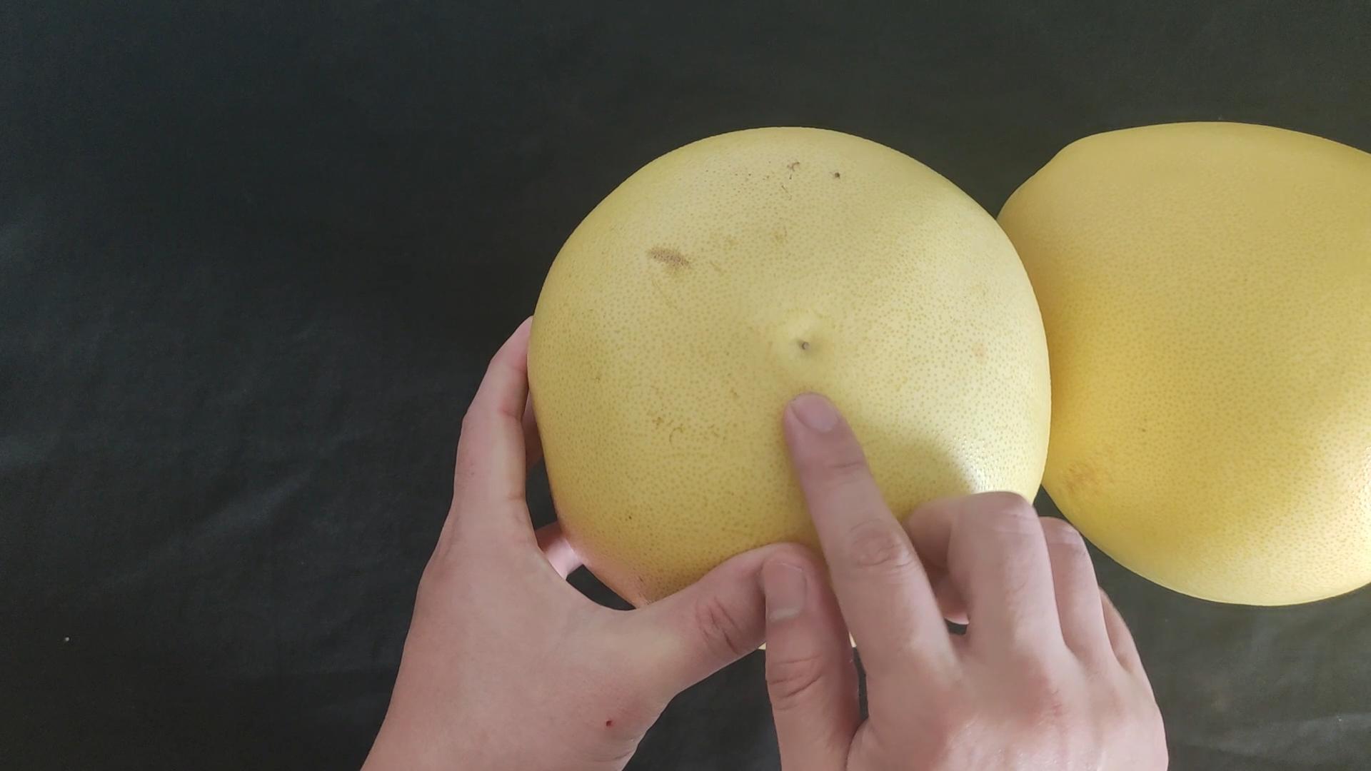 柚子甜不甜在树上就决定了,柚子甜不甜很甜原版视频