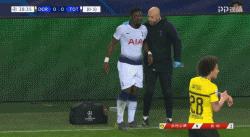 热刺曼城欧冠孙兴慜越位进球,热刺界外球破门