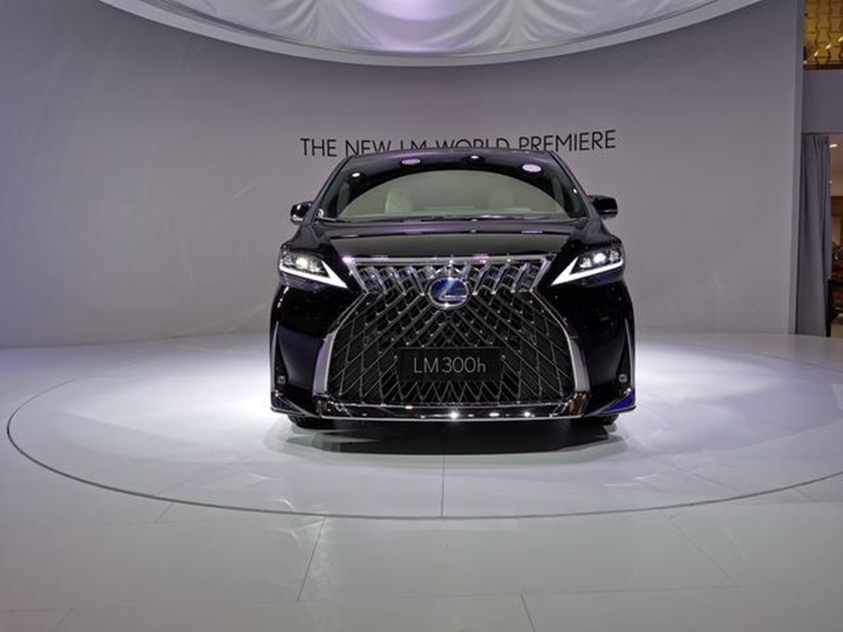 雷克萨斯lm350售价多少,日本雷克萨斯lm售价