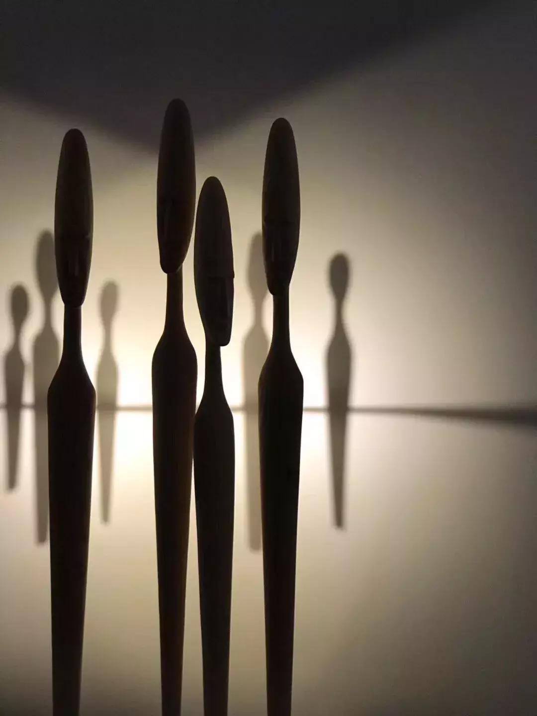 米兰展极简灯,米兰展惊艳的设计