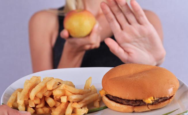 一上火喝王老吉就好,喝菊花茶降什么火