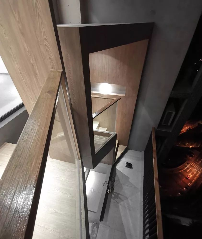 居民楼改造成私人会所,自住楼房改造民宿