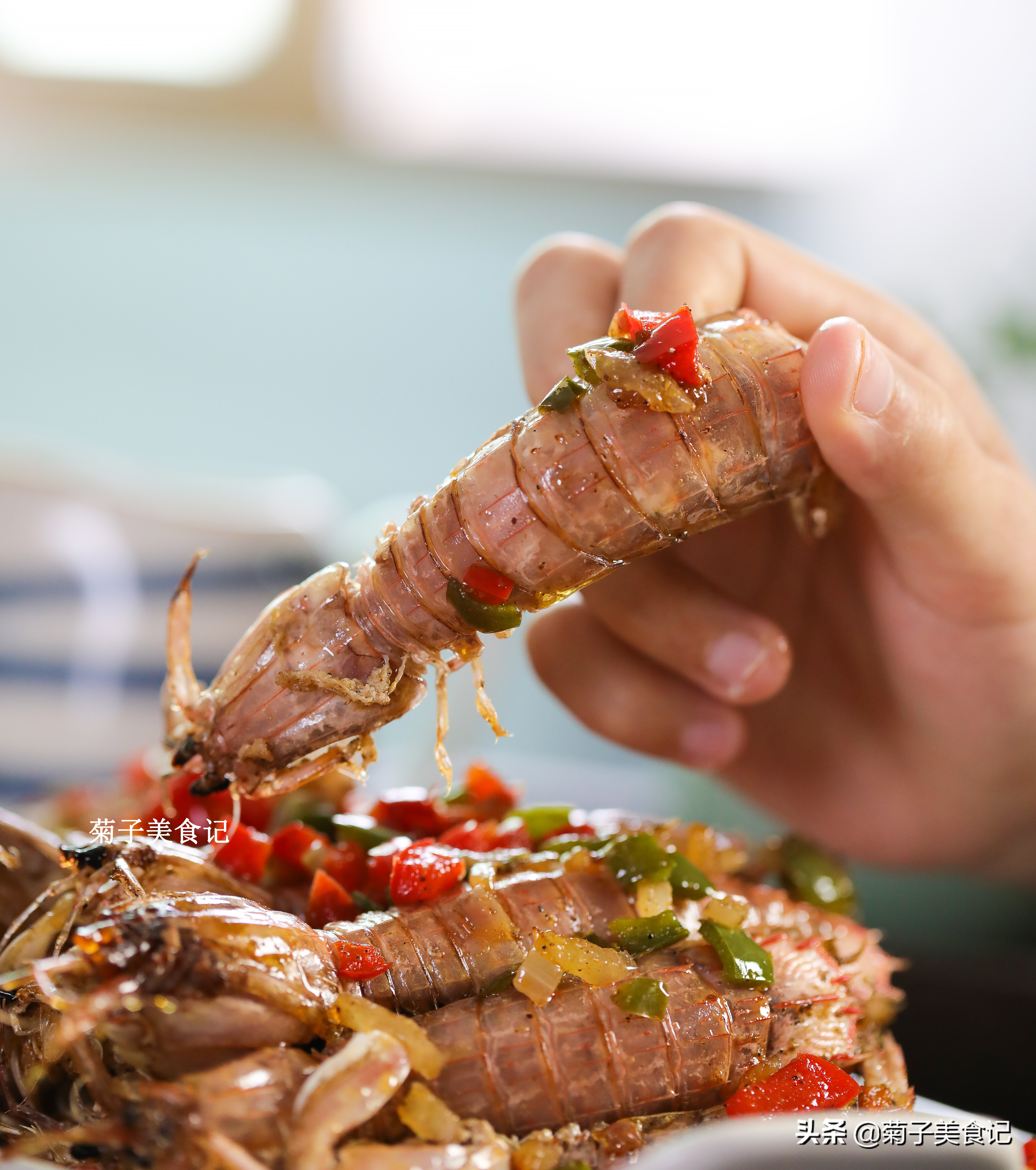 椒盐皮皮虾怎么做酥脆好吃,椒盐皮皮虾最简单又最好吃的做法