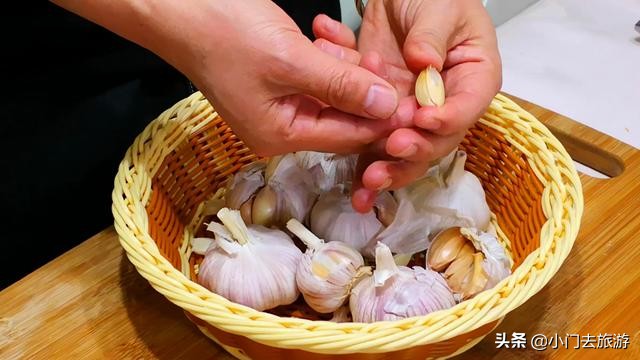 剥大蒜的技巧,剥大蒜的秘诀