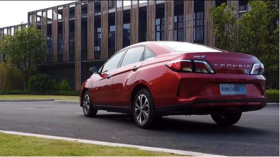 启辰新能源车D60EV乘坐体验测评,东风启辰d60ev的481和405区别